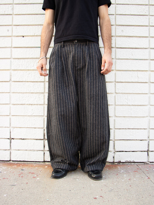 PLEATED TROUSER BUNDLE (preorder)
